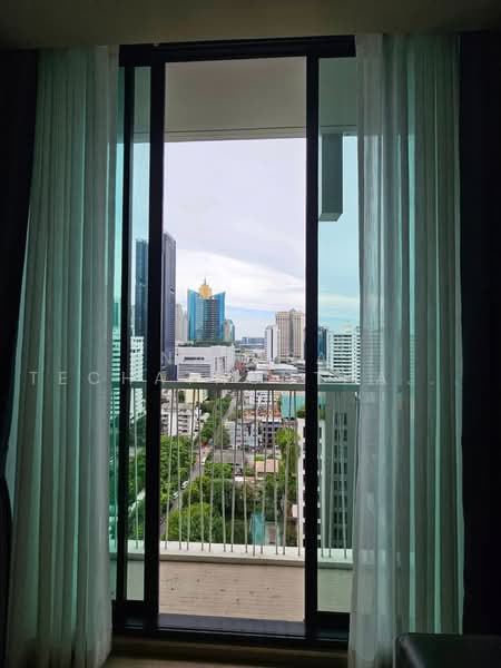 Noble Recole, Bangkok, 77 Soi Sukhumvit 19 Sukhumvit Road, Khlongtoei Nua, Watthana, Bangkok, 2 Bedrooms, 62 sqm, Condo For Rent, by Natasa Techathonthanakhun, 500458447 - DDproperty.com