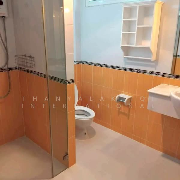 Fantasia Villa 3, Samut Prakan, Soi Santikham 14, Samrong Nua, Muang Samut Prakarn, Samut Prakan, 3 Bedrooms, 240 sqm, Single Detached House For Rent, by THANYALAK IQI INTERNATIONAL, 500458459 - DDproperty.com