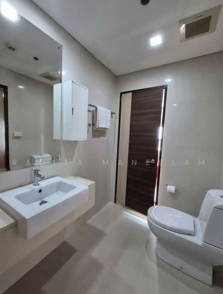 Le Luk Condominium, Bangkok, 1599 291 Sukhumvit Rd, Phra Kanong Nua, Watthana, Bangkok, 1 Bedroom, 47 sqm, Condo For Rent, by Rasita Maneelam, 500458463 - DDproperty.com