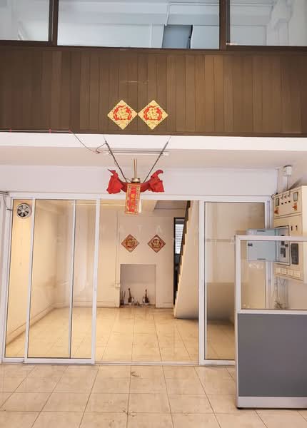 4-BR House, Bangkok, Khlong Chan, Bang Kapi, Bangkok, 4 Bedrooms, 220 sqm, Single Detached House For Sale, by Natasa Techathonthanakhun, 500458490 - DDproperty.com