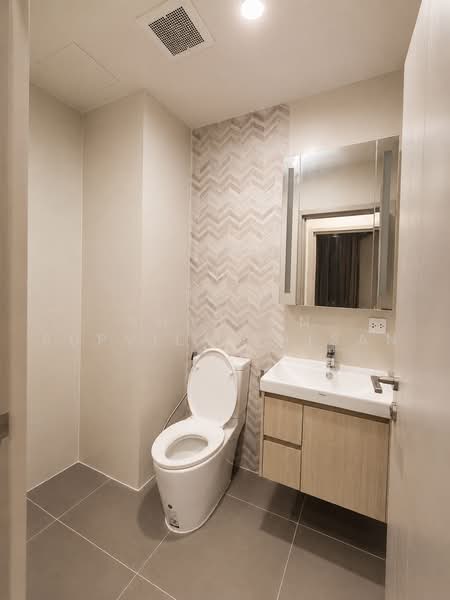 Oka Haus Sukhumvit 36, Bangkok, 3399 Rama 4 Road, Khong Tan, Khlong Toei, Bangkok, 2 Bedrooms, 52 sqm, Condo For Rent, by Shaporn Supvilaiphisan, 500458498 - DDproperty.com