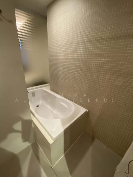 The Nest Ploenchit : เดอะ เนสท์ เพลินจิต, กรุงเทพ, 105 ซอยนายเลิศ, ลุมพินี, ปทุมวัน, กรุงเทพ, 37 ตร.ม., คอนโด ขาย, โดย Pemika Aukkaraleekul, 500458510 - DDproperty.com