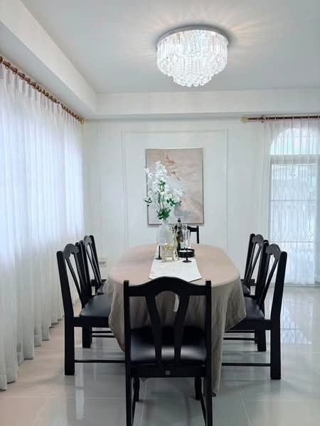 6-BR House, Bangkok, Praborommaharatchawang, Phra Nakhon, Bangkok, 6 Bedrooms, 500 sqm, Single Detached House For Rent, by Kanin Thangpanyawa, 500458511 - DDproperty.com