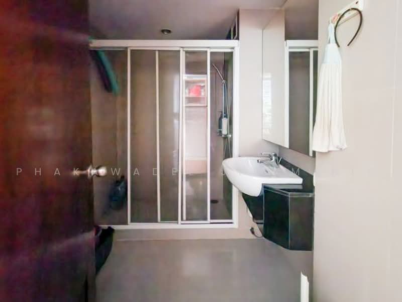 Baan Samsen Condominium, Bangkok, Samsen Road, Dusit, Bangkok, 2 Bedrooms, 73 sqm, Condo For Sale, by Phakawadee Jiramanee, 500458517 - DDproperty.com