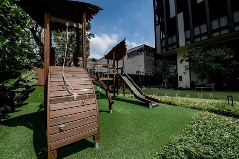 The Lofts Silom : เดอะ ลอฟท์ สีลม, กรุงเทพ, ถนนประมวญ, สีลม, บางรัก, กรุงเทพ, 71 ตร.ม., คอนโด ให้เช่า, โดย Natasa Techathonthanakhun, 500458533 - DDproperty.com