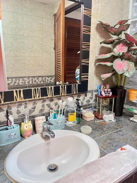 3-BR House, Bangkok, Khlong Chan, Bang Kapi, Bangkok, 3 Bedrooms, 150 sqm, Single Detached House For Sale, by Natasa Techathonthanakhun, 500458537 - DDproperty.com