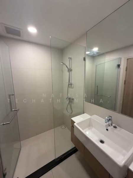 Noble Ambience Sukhumvit 42, Bangkok, 55 Suk Chai Alley, Khong Tan, Khlong Toei, Bangkok, 2 Bedrooms, 52 sqm, Condo For Rent, by Natasa Techathonthanakhun, 500458583 - DDproperty.com