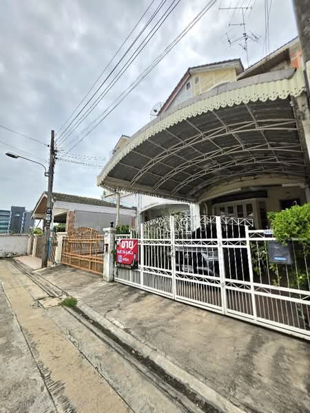 Townhome for sale, Park Gallery Prachachuen, 3 stories, 24.4 sq.wah, Soi Ngamwongwan 47, Bangkok, ประชาชื่น, Thung Song Hong, Lak Si, Bangkok, 2 Bedrooms, 180 sqm, Townhouse For Sale, by Fareeda Thaipatan, 500458648 - DDproperty.com