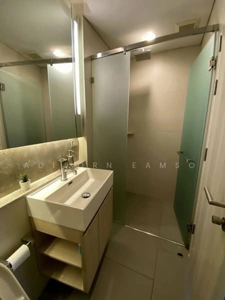 The Lumpini 24, Bangkok, Sukhumvit 24 Road, Khong Tan, Khlong Toei, Bangkok, 2 Bedrooms, 55 sqm, Condo For Rent, by Adisorn Eamso, 500458696 - DDproperty.com