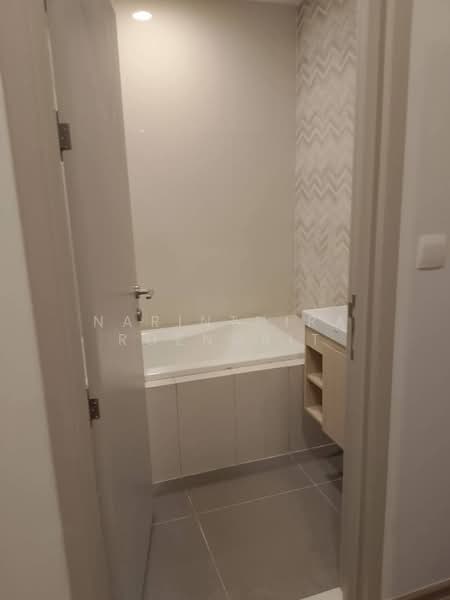 Oka Haus Sukhumvit 36, Bangkok, 3399 Rama 4 Road, Khong Tan, Khlong Toei, Bangkok, 1 Bedroom, 34 sqm, Condo For Sale, by Narinthira Roengrit, 500458697 - DDproperty.com