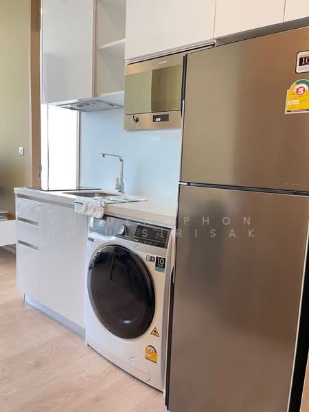 Noble BE19 Sukhumvit, Bangkok, 89 Sukhumvit 19 Alley, Khlong Tan Nua, Watthana, Bangkok, 1 Bedroom, 35 sqm, Condo For Rent, by Khlueanphon Nukulsirisak, 500458736 - DDproperty.com