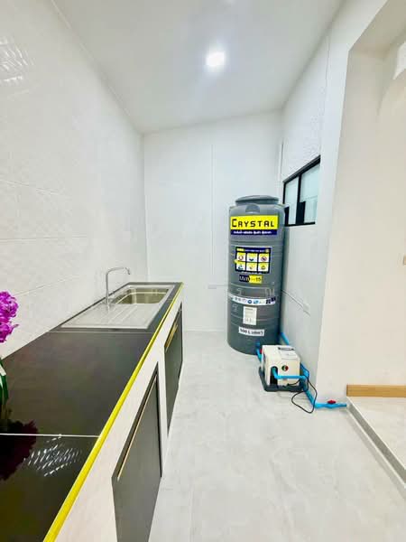 Poonsinh Thani 3, Bangkok, Rat Phatthana Road, Khlong Song Ton Nun, Lat Krabang, Bangkok, 2 Bedrooms, 80 sqm, Townhouse For Sale, by นภัสศรณ์ วงศ์สินไทยกร (นันท์), 500458745 - DDproperty.com