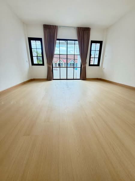 Poonsinh Thani 3, Bangkok, Rat Phatthana Road, Khlong Song Ton Nun, Lat Krabang, Bangkok, 2 Bedrooms, 80 sqm, Townhouse For Sale, by นภัสศรณ์ วงศ์สินไทยกร (นันท์), 500458745 - DDproperty.com