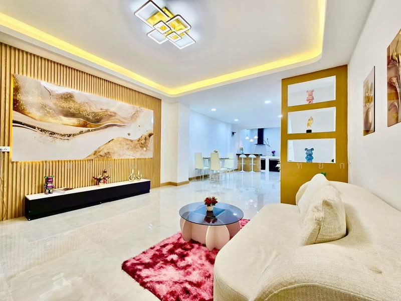 Poonsinh Thani 3, Bangkok, Rat Phatthana Road, Khlong Song Ton Nun, Lat Krabang, Bangkok, 2 Bedrooms, 80 sqm, Townhouse For Sale, by นภัสศรณ์ วงศ์สินไทยกร (นันท์), 500458745 - DDproperty.com