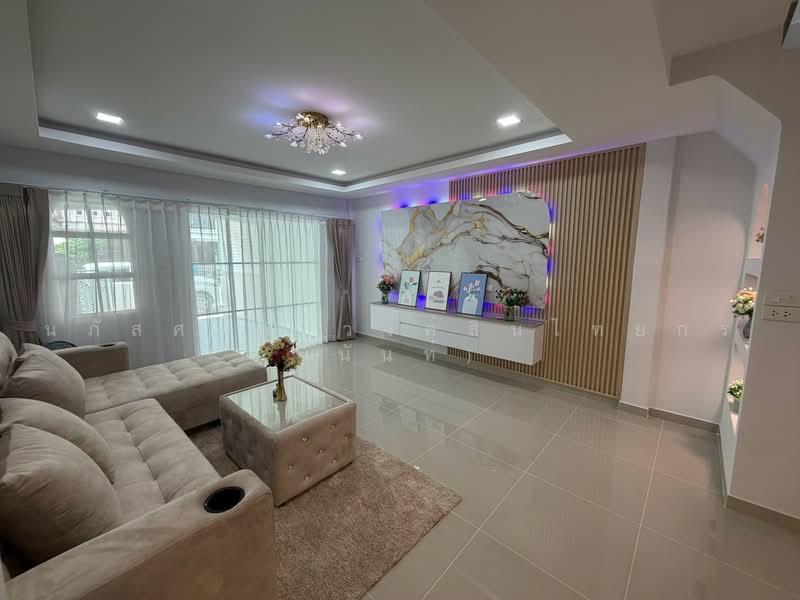 K.C. Ramintra 5, Bangkok, Phraya Suren Road, Sam Wa Tawan Tok, Khlong Sam Wa, Bangkok, 2 Bedrooms, 80 sqm, Townhouse For Sale, by นภัสศรณ์ วงศ์สินไทยกร (นันท์), 500458771 - DDproperty.com