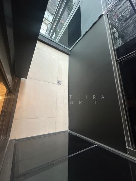 ASHTON Silom, Bangkok, 166 Silom Road, Bang Rak, Bangkok, 2 Bedrooms, 87 sqm, Condo For Sale, by Narinthira Roengrit, 500458814 - DDproperty.com