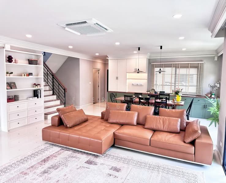 Centro Bangna, Samut Prakan, 111 Soi 3, Bang Kaeo, Bang Plee, Samut Prakan, 4 Bedrooms, 300 sqm, Single Detached House For Rent, by DifferEstate Line@956uovqp, 500458912 - DDproperty.com