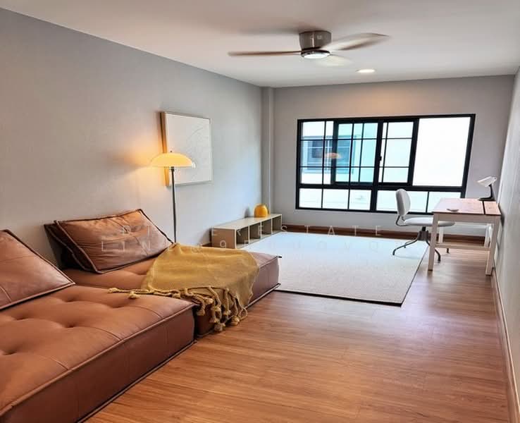 Centro Bangna, Samut Prakan, 111 Soi 3, Bang Kaeo, Bang Plee, Samut Prakan, 4 Bedrooms, 300 sqm, Single Detached House For Rent, by DifferEstate Line@956uovqp, 500458912 - DDproperty.com