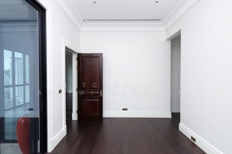 98 Wireless, Bangkok, 98 Wireless Road, Lumphini, Pathum Wan, Bangkok, 2 Bedrooms, 121 sqm, Condo For Sale, by Nitchakarn Wanitwichakornkit, 500458921 - DDproperty.com