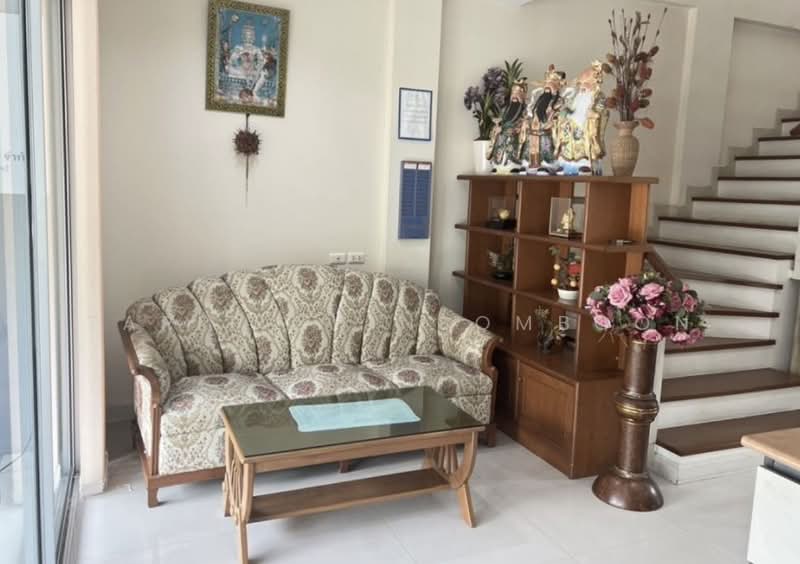 5-BR Townhouse, Bangkok, Nong Bon, Prawet, Bangkok, 5 Bedrooms, 253 sqm, Townhouse For Sale, by Tarit Chinsomboon, 500458944 - DDproperty.com