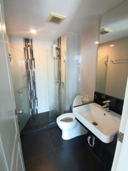 Bangkok Feliz At Krungthonburi Station, Bangkok, 249 Charoen Nakhon Rd, Khlong Ton Sai, Khlong San, Bangkok, 1 Bedroom, 40 sqm, Condo For Rent, by Tarit Chinsomboon, 500458960 - DDproperty.com