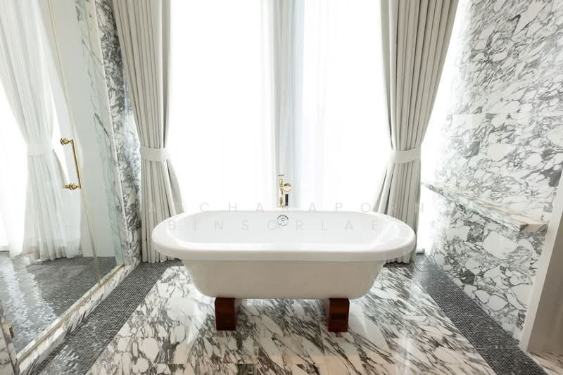 The Ritz-Carlton Residences, Bangkok, 114 Narathiwat Ratchanakarin Road, Silom, Bang Rak, Bangkok, 3 Bedrooms, 211 sqm, Condo For Sale, by Patcharaporn Binsorlae, 500458989 - DDproperty.com