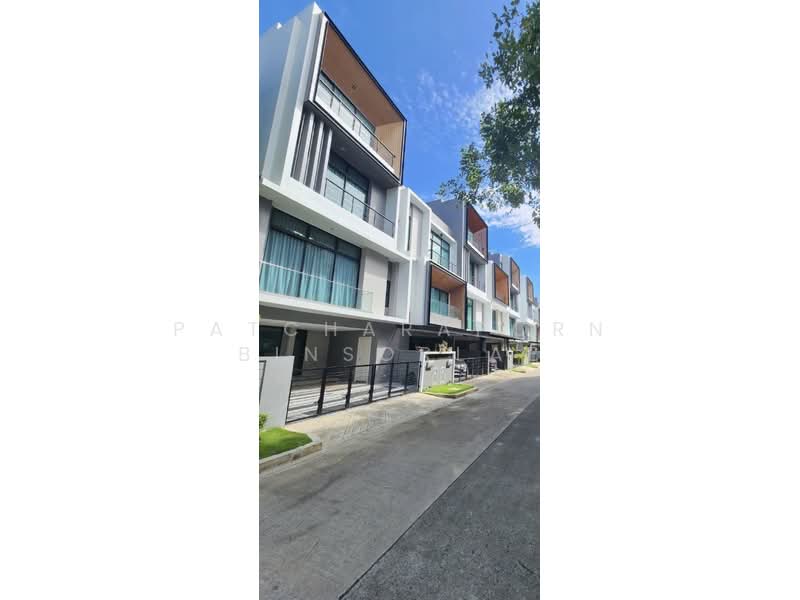 Nirvana Define Srinakarin-Rama 9, Bangkok, Srinakarin - Rom Klao Road, Saphan Sung, Bangkok, 3 Bedrooms, 230 sqm, Townhouse For Sale, by Patcharaporn Binsorlae, 500458990 - DDproperty.com
