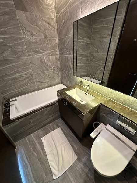 The Esse Sukhumvit 36, Bangkok, Soi Sukhumvit 36, Sukhumvit Road, Phra Kanong, Khlong Toei, Bangkok, 2 Bedrooms, 77 sqm, Condo For Sale, by Tarit Chinsomboon, 500458991 - DDproperty.com