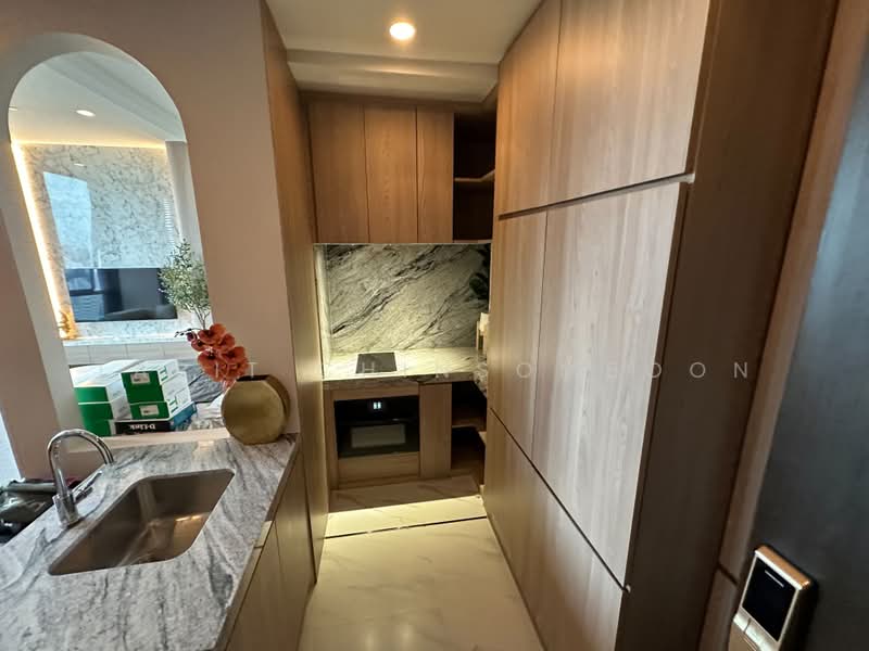 The Esse Sukhumvit 36, Bangkok, Soi Sukhumvit 36, Sukhumvit Road, Phra Kanong, Khlong Toei, Bangkok, 2 Bedrooms, 77 sqm, Condo For Sale, by Tarit Chinsomboon, 500458991 - DDproperty.com