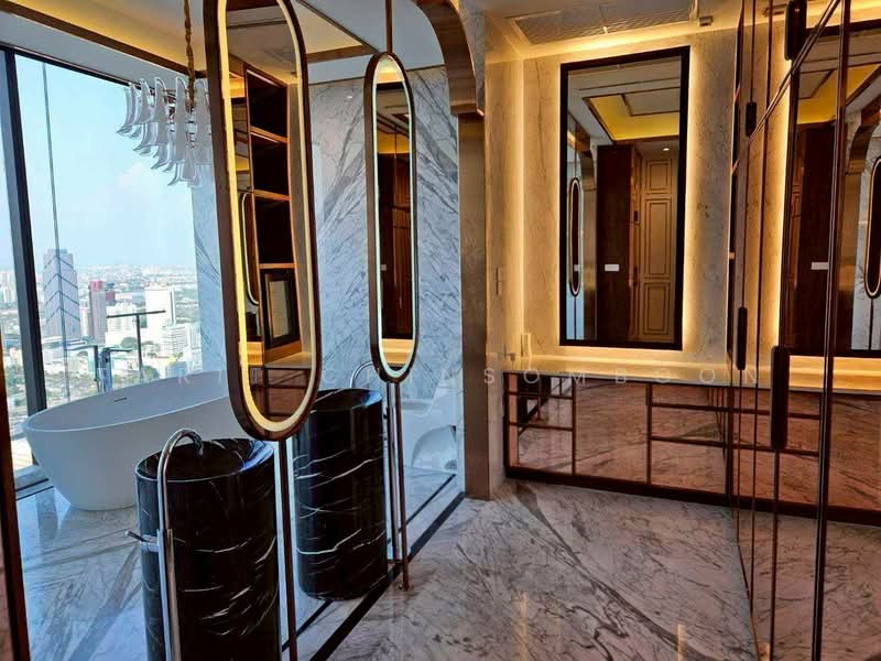 The Esse at Singha Complex, Bangkok, 1788 New Petchaburi Rd, Khlongtoei Nua, Watthana, Bangkok, 3 Bedrooms, 244 sqm, Condo For Sale, by Tarit Chinsomboon, 500459018 - DDproperty.com