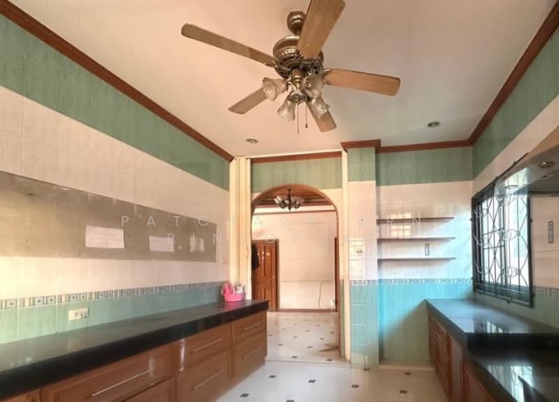 4-BR House, Bangkok, Phlapphla, Wang Thonglang, Bangkok, 4 Bedrooms, 445 sqm, Single Detached House For Sale, by Patcharaporn Binsorlae, 500459024 - DDproperty.com