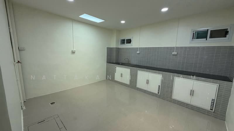 Baan Manorom 4 Leab Klong 2, Bangkok, Soi Leab Klong Song 19, Sam Wa Tawan Tok, Khlong Sam Wa, Bangkok, 2 Bedrooms, 90 sqm, Townhouse For Sale, by Nattakan nueaiam, 500459054 - DDproperty.com