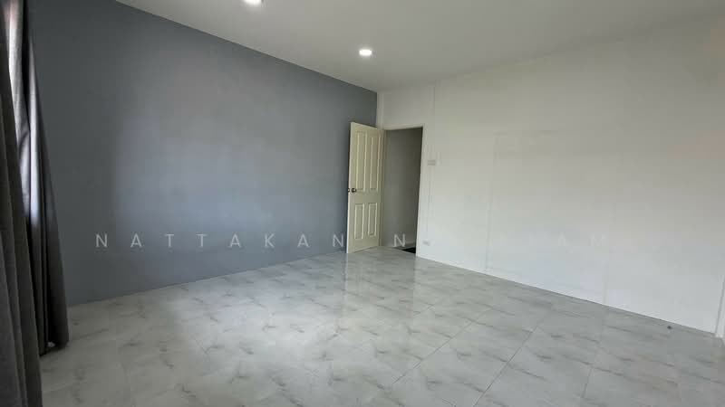 Baan Manorom 4 Leab Klong 2, Bangkok, Soi Leab Klong Song 19, Sam Wa Tawan Tok, Khlong Sam Wa, Bangkok, 2 Bedrooms, 90 sqm, Townhouse For Sale, by Nattakan nueaiam, 500459054 - DDproperty.com