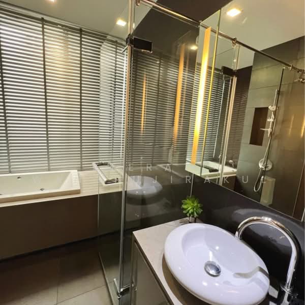 M Silom, Bangkok, 26 Narathiwas Ratchanakarin Road, Suriyawong, Bang Rak, Bangkok, 1 Bedroom, 53 sqm, Condo For Rent, by Keerati Wangrujirakul, 500459077 - DDproperty.com