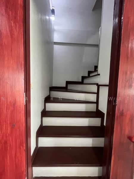 ทาวน์เฮ้าส์ 2-ห้องนอน, กรุงเทพ, ท่าแร้ง, บางเขน, กรุงเทพ, 200 ตร.ม., ทาวน์เฮ้าส์ ให้เช่า, โดย Nisakorn Wingwat, 500459165 - DDproperty.com
