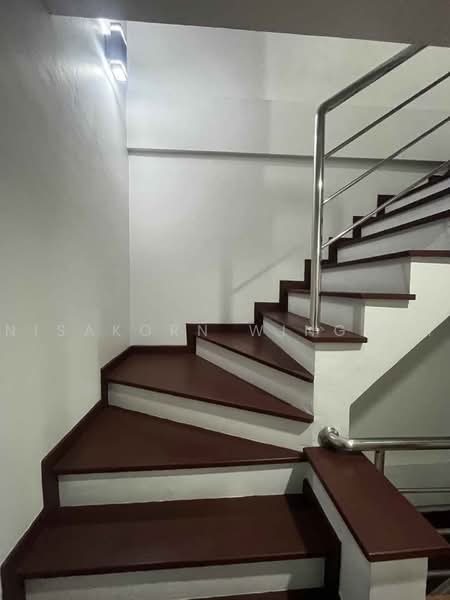ทาวน์เฮ้าส์ 2-ห้องนอน, กรุงเทพ, ท่าแร้ง, บางเขน, กรุงเทพ, 200 ตร.ม., ทาวน์เฮ้าส์ ให้เช่า, โดย Nisakorn Wingwat, 500459165 - DDproperty.com