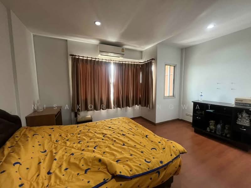 ทาวน์เฮ้าส์ 2-ห้องนอน, กรุงเทพ, ท่าแร้ง, บางเขน, กรุงเทพ, 200 ตร.ม., ทาวน์เฮ้าส์ ให้เช่า, โดย Nisakorn Wingwat, 500459165 - DDproperty.com