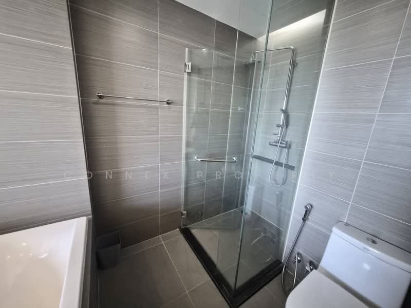 Siri At Sukhumvit, Bangkok, 902 Sukhumvit Road, Phra Kanong, Khlong Toei, Bangkok, 2 Bedrooms, 70 sqm, Condo For Rent, by Connex Property, 500459170 - DDproperty.com