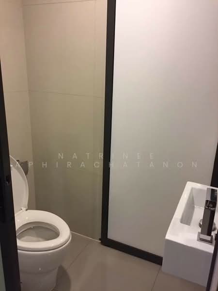 Rhythm Asoke, Bangkok, 299 Asoke - Dindaeng Road, Makkasan, Ratchathewi, Bangkok, 2 Bedrooms, 42 sqm, Condo For Rent, by Natrinee Aphirachatanon, 500459197 - DDproperty.com