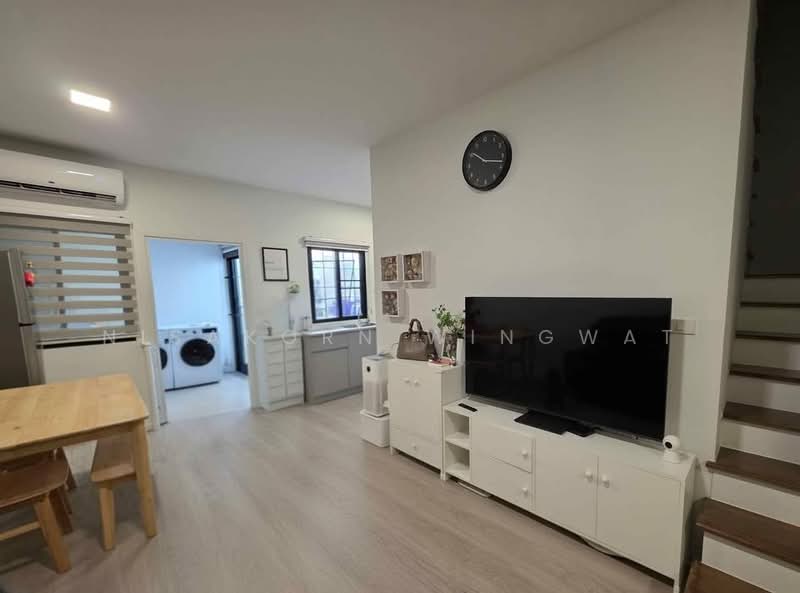 3-BR Townhouse, Bangkok, Bang Phlat, Bangkok, 3 Bedrooms, 120 sqm, Townhouse For Rent, by Nisakorn Wingwat, 500459201 - DDproperty.com