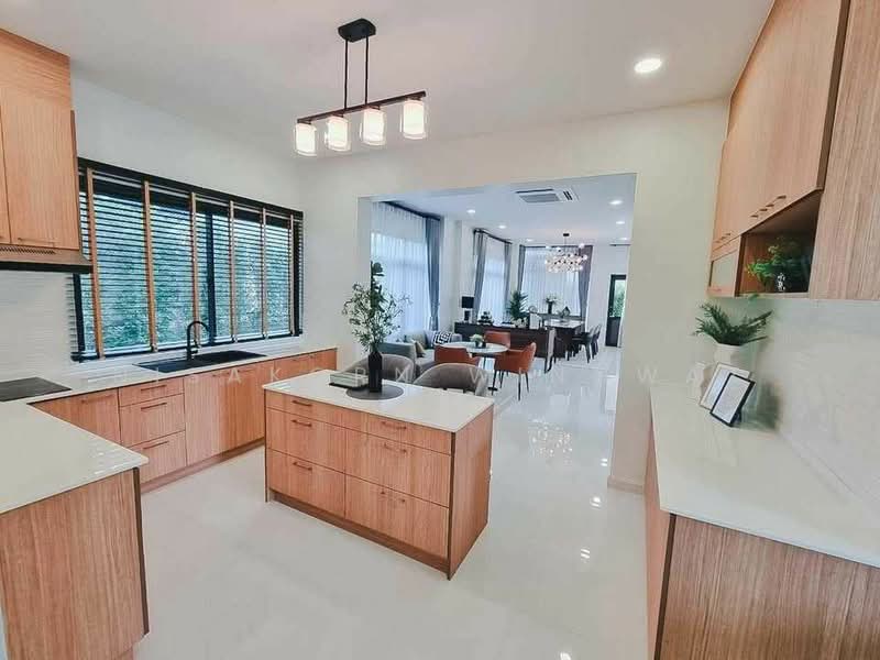 Perfect Masterpiece Sukhumvit 77, Samut Prakan, Soi Mu Ban Perfect Place Sukhumvit 77, Rachathewa, Bang Plee, Samut Prakan, 5 Bedrooms, 585 sqm, Single Detached House For Rent, by Nisakorn Wingwat, 500459234 - DDproperty.com