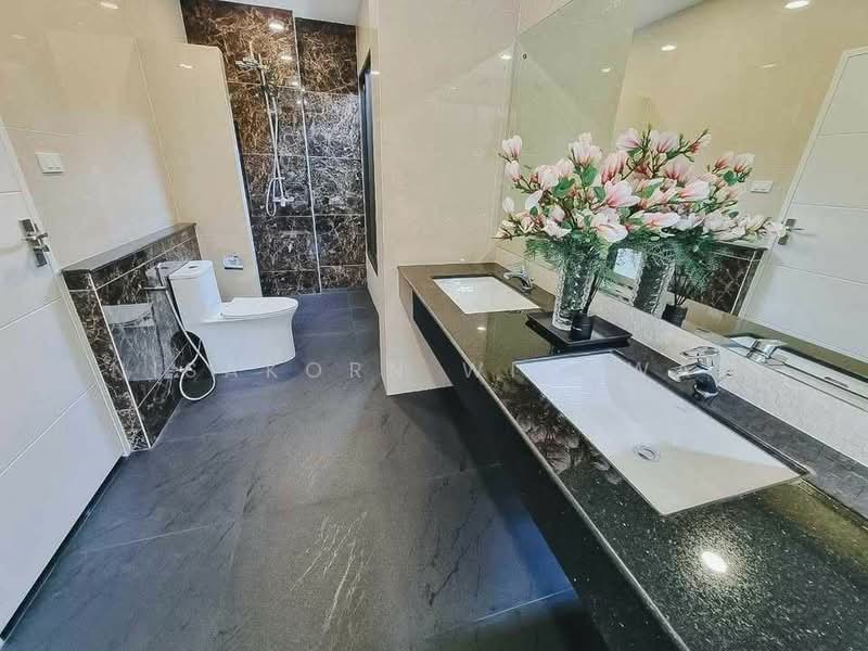 Perfect Masterpiece Sukhumvit 77, Samut Prakan, Soi Mu Ban Perfect Place Sukhumvit 77, Rachathewa, Bang Plee, Samut Prakan, 5 Bedrooms, 585 sqm, Single Detached House For Rent, by Nisakorn Wingwat, 500459234 - DDproperty.com