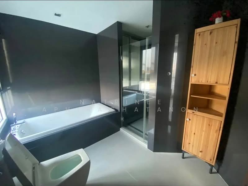 Rhythm Sathorn, Bangkok, 141 Soi Sathorn 21, Yan Nawa, Sathon, Bangkok, 1 Bedroom, 50 sqm, Condo For Sale, by Natrinee Aphirachatanon, 500459267 - DDproperty.com