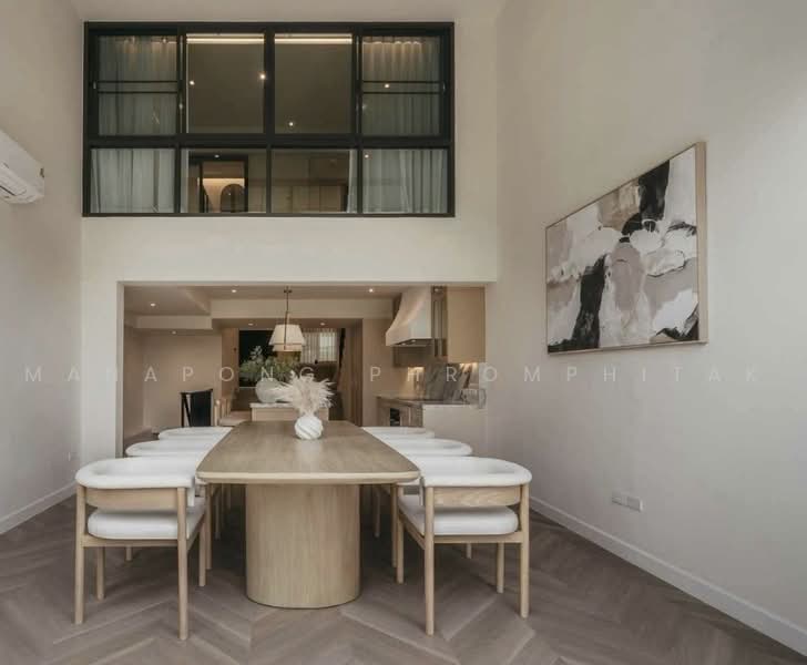 Regent 71 Place, Bangkok, Phra Kanong Nua, Watthana, Bangkok, 5 Bedrooms, 350 sqm, Townhouse For Rent, by Manapong Phromphitak, 500459296 - DDproperty.com
