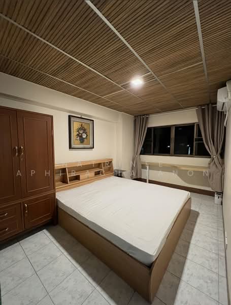 Thonglor Tower, Bangkok, Soi Thonglor, Sukhumvit 55 Road, Khlongtoei Nua, Watthana, Bangkok, 2 Bedrooms, 49 sqm, Condo For Rent, by Natrinee Aphirachatanon, 500459320 - DDproperty.com
