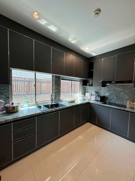 The Palm Krungthep Kreetha-Wongwaen, Bangkok, 29 Krungthep Kreetha Road, Saphan Sung, Bangkok, 4 Bedrooms, 308 sqm, Single Detached House For Rent, by Manapong Phromphitak, 500459343 - DDproperty.com