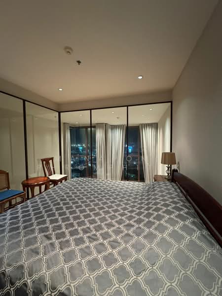 The Emporio Place, Bangkok, 93 Soi Sukhumvit 24, Sukhumvit Road, Khong Tan, Khlong Toei, Bangkok, 1 Bedroom, 90 sqm, Condo For Rent, by Manapong Phromphitak, 500459350 - DDproperty.com