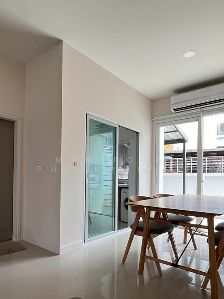 Baan Klang Muang S-Sense Rama 9-Ladprao : บ้านกลางเมือง เอสเซ้นส์ พระราม 9-ลาดพร้าว, กรุงเทพ, ซอยลาดพร้าว 84 ถนนลาดพร้าว, วังทองหลาง, กรุงเทพ, 180 ตร.ม., ทาวน์เฮ้าส์ ให้เช่า, โดย Manapong Phromphitak, 500459359 - DDproperty.com