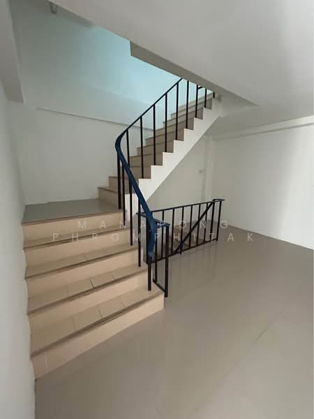 4-BR Townhouse, Bangkok, Nong Bon, Prawet, Bangkok, 4 Bedrooms, 325 sqm, Townhouse For Sale, by Manapong Phromphitak, 500459373 - DDproperty.com