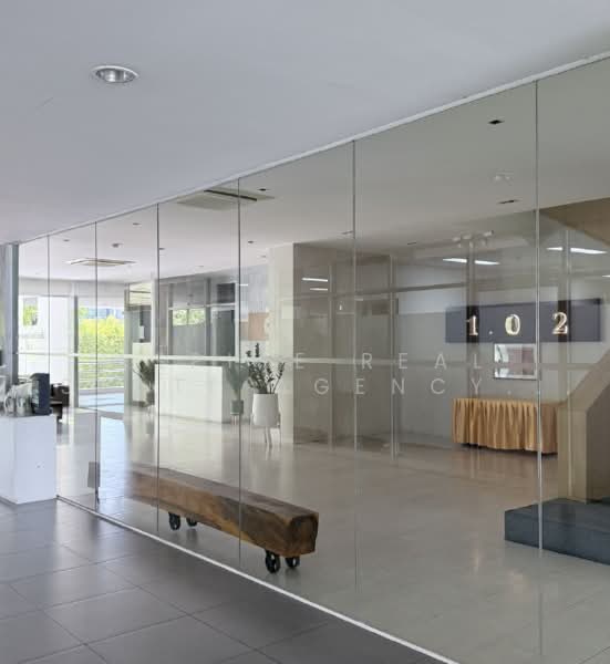 2-Storey Office Building, Rama 9, Bangkok, Bang Kapi, Huai Khwang, Bangkok, , 7,640 sqm, Office Space For Sale, by Aspire Real Estate Agency Co., Ltd., 500459528 - DDproperty.com